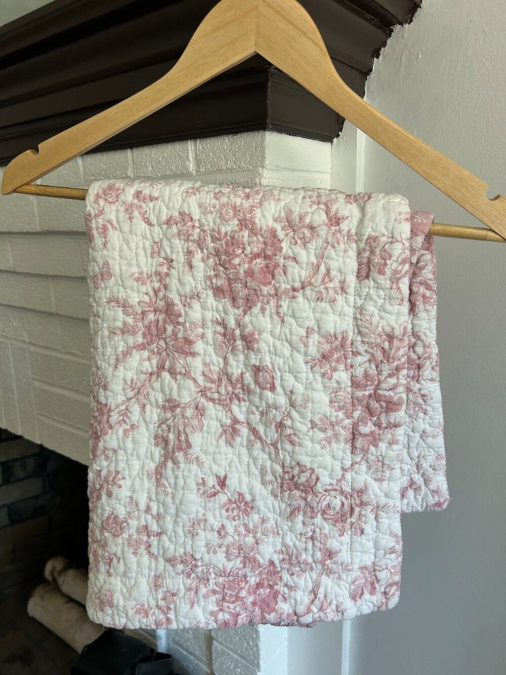 Laura Ashley Pink and White Floral Pillow Shams 100% Cotton - Picture 4 of 5